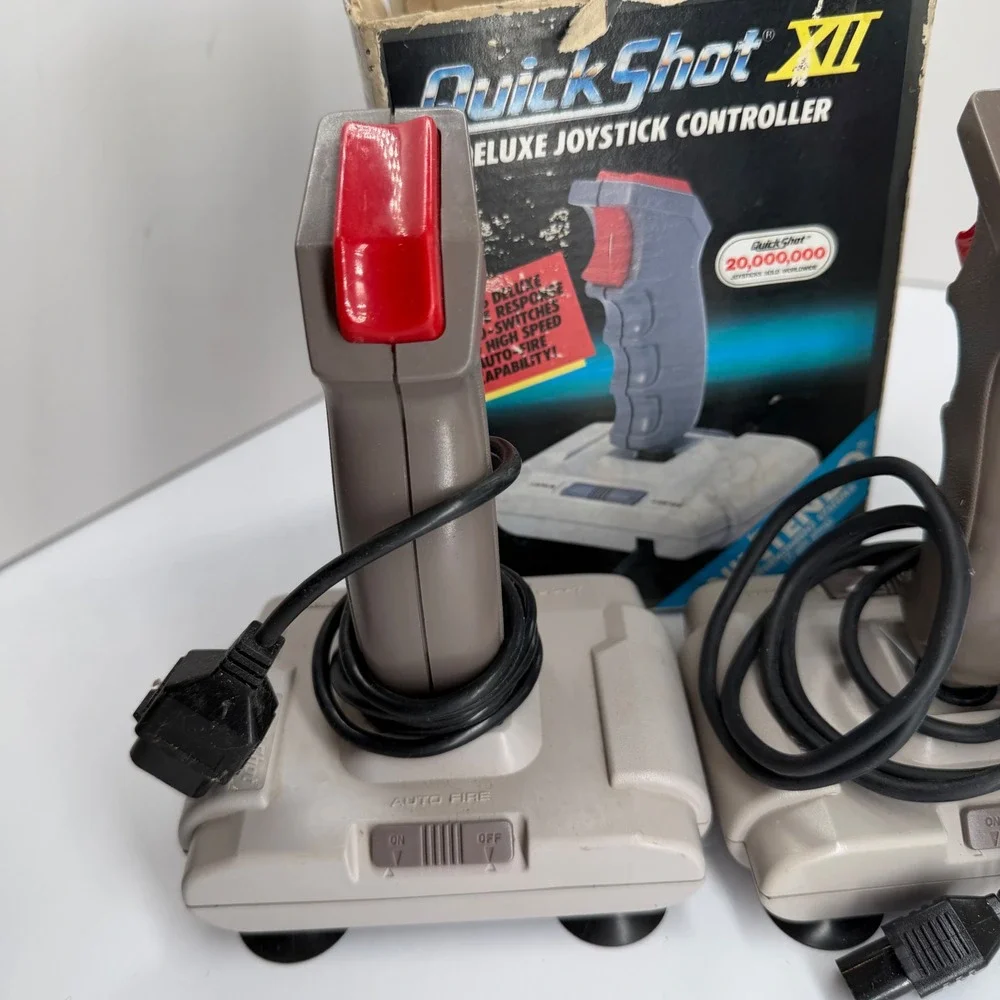 2 QuickShot‎ XII Deluxe Joystick Controllers NES Nintendo SVI QS-112 Vintage Box